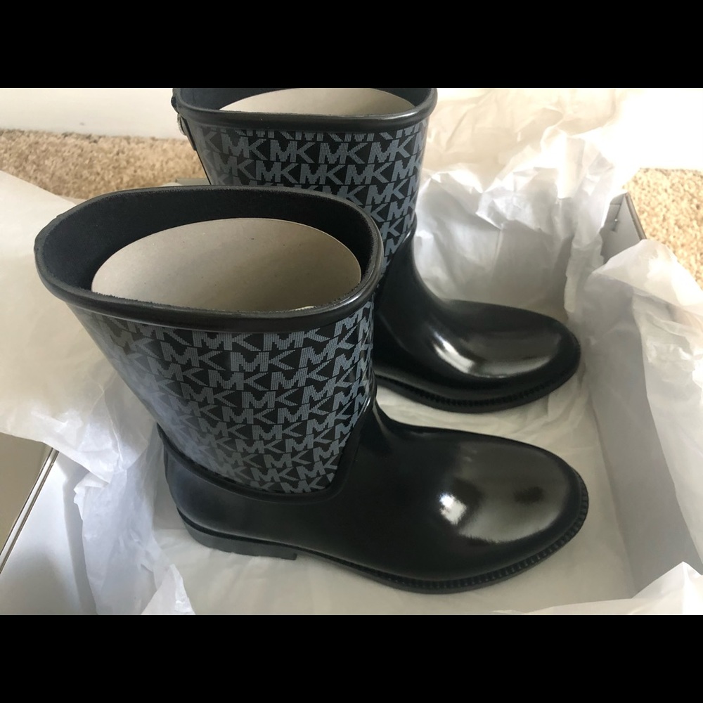 Michael Kors Sutter Rainbootie